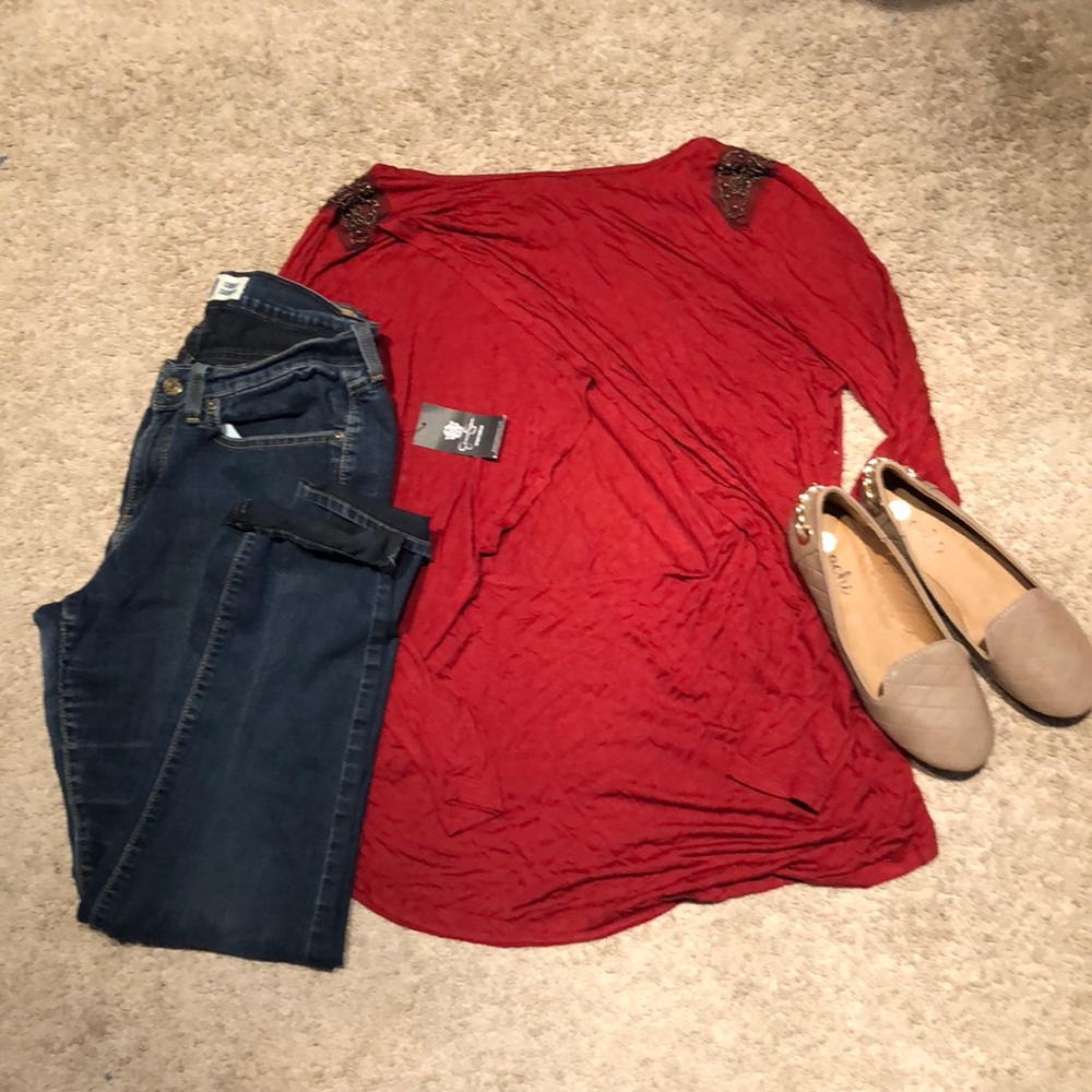 Jessica Simpson open back blouse